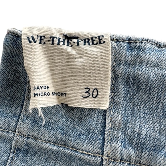 Free People x We The Free Jayde High-Rise Micro Denim Light Wash Shorts Size 30 - Picture 6 of 8